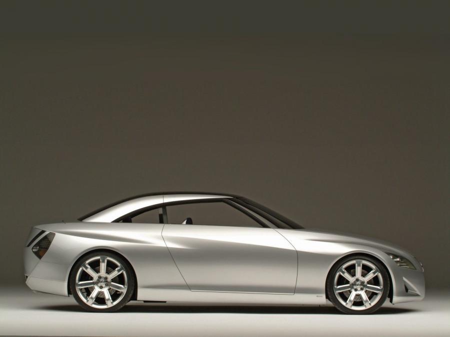  Lexus LF-C Concept 2004 года  (фото 52 из 112)